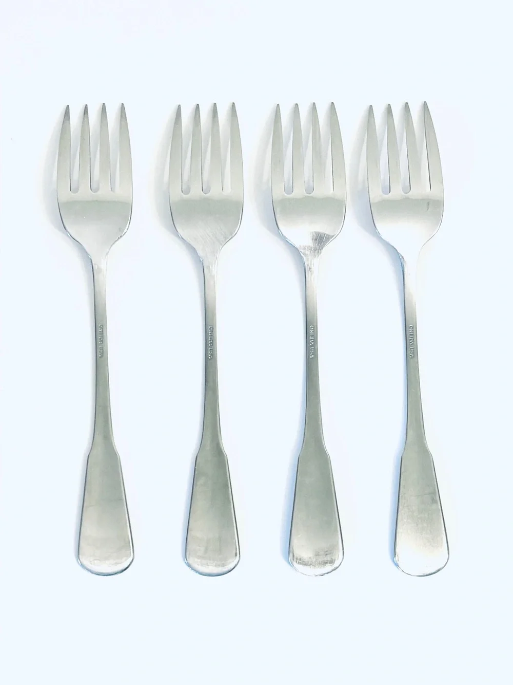 Oneida Yankee Clipper Salad Forks, 4 Pieces, 6.75” Vintage Discontinued Pattern